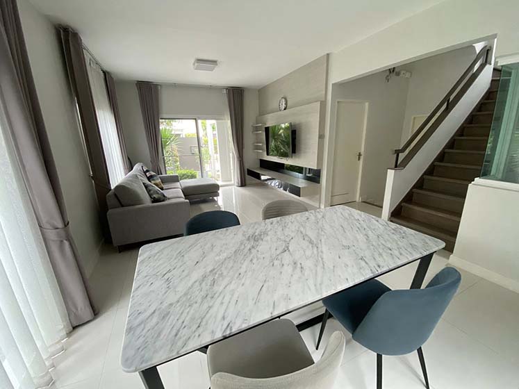House with Shared Pool in Bangnatrad 
